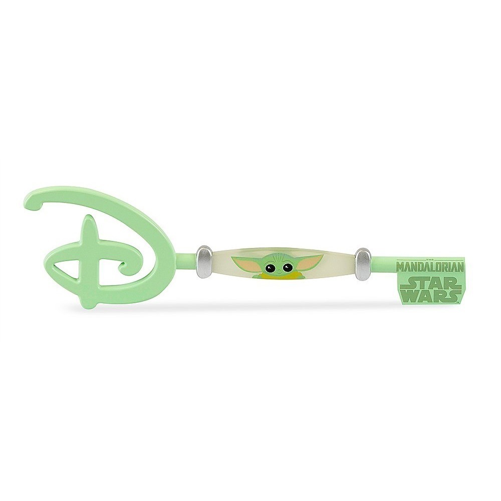 DISNEY STAR WARS Mandalorian Child Collectible Key